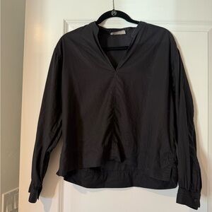 Everlane Black V-Neck Cotton Blouse size 4